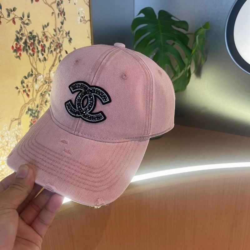 Chanel cap (242)