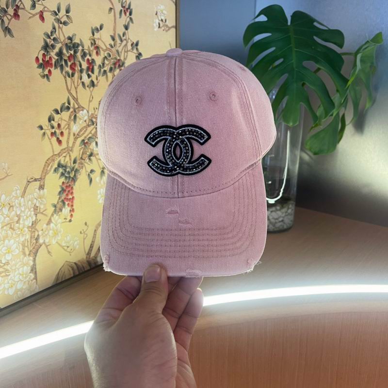 Chanel cap (243)