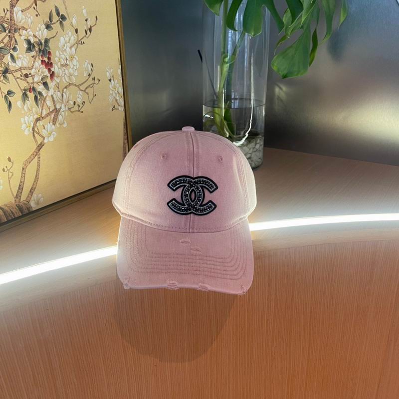 Chanel cap (246)