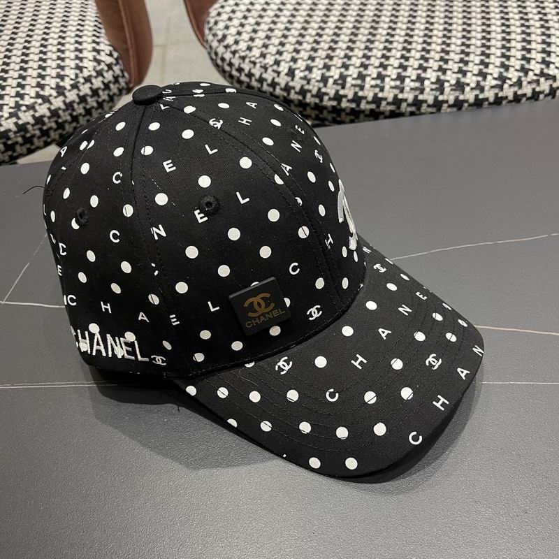 Chanel cap (255)