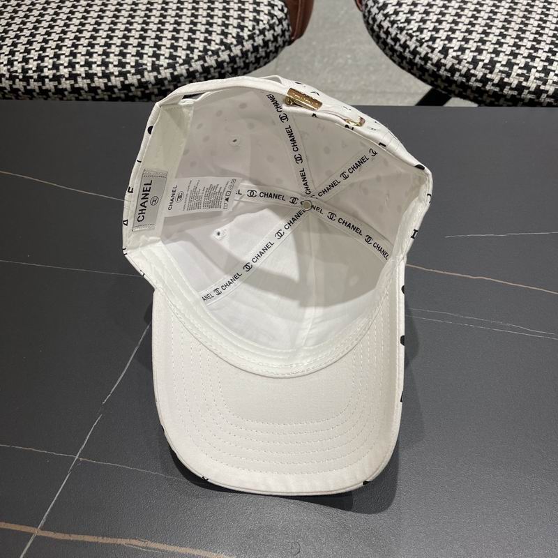 Chanel cap (271)