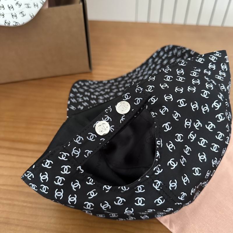 Chanel cap (281)
