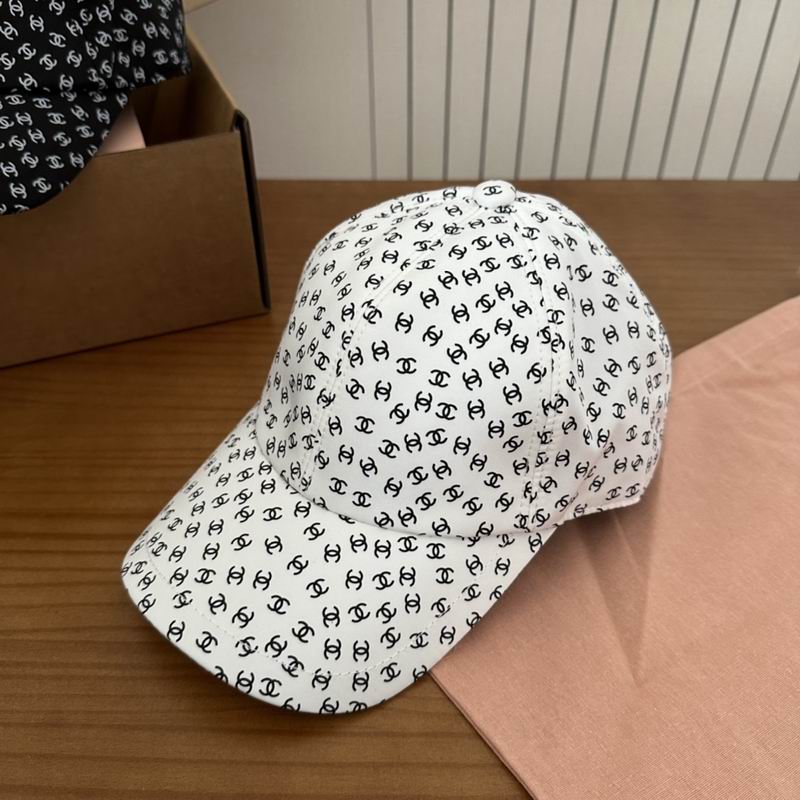 Chanel cap (296)