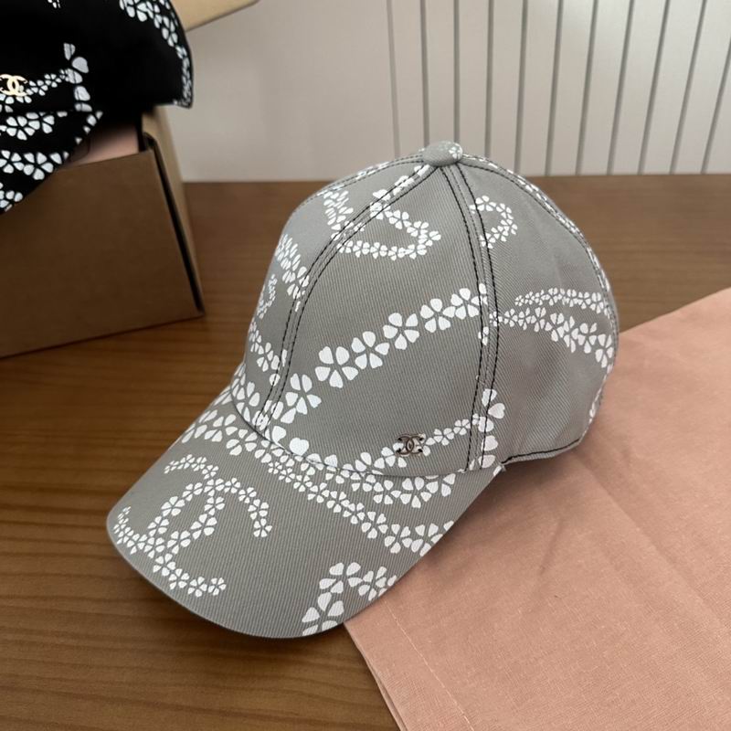 Chanel cap (313)