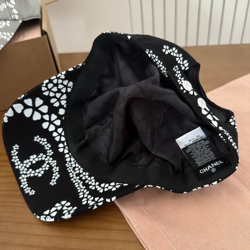 Chanel cap (318)