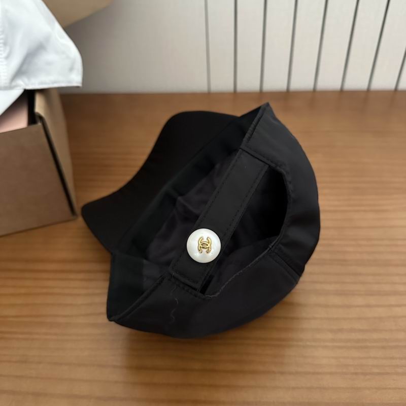 Chanel cap (324)