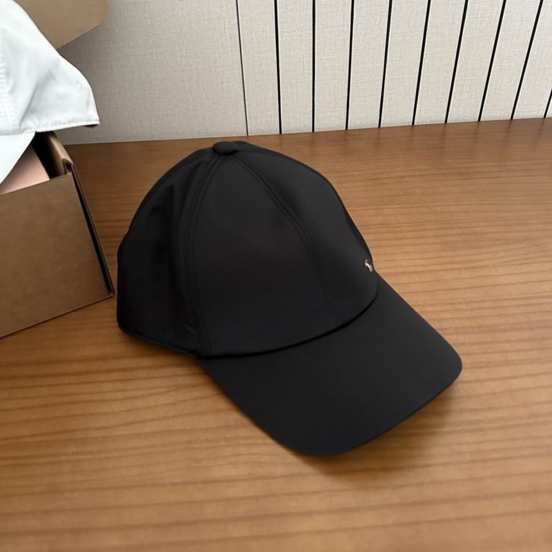 Chanel cap (326)