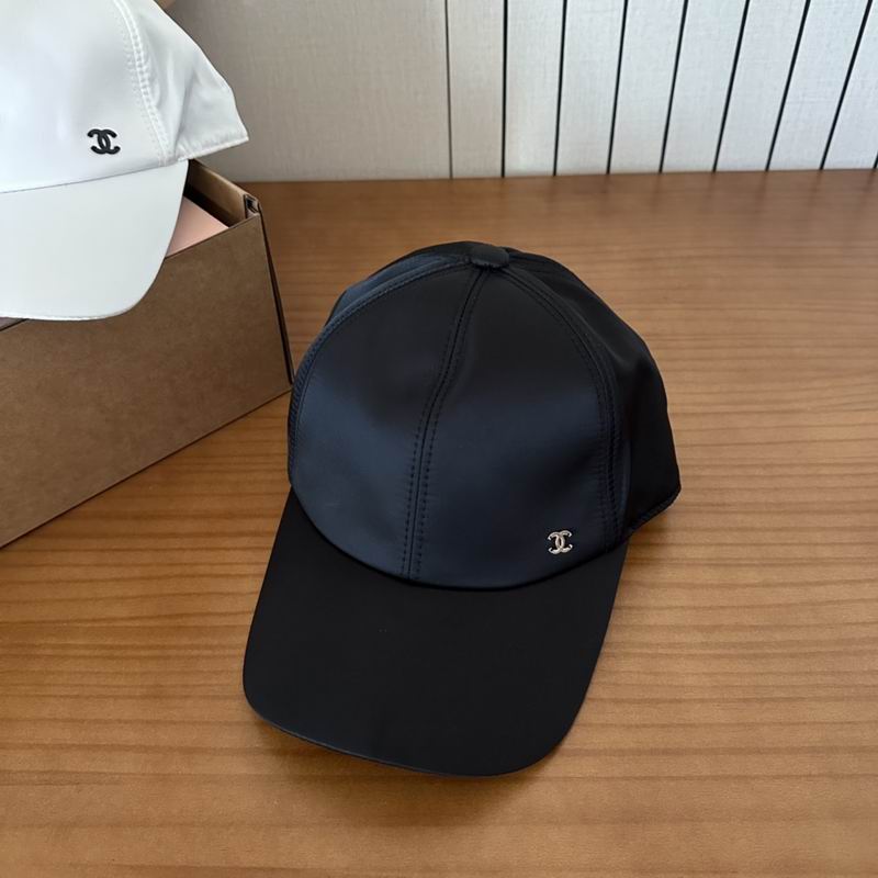 Chanel cap (331)