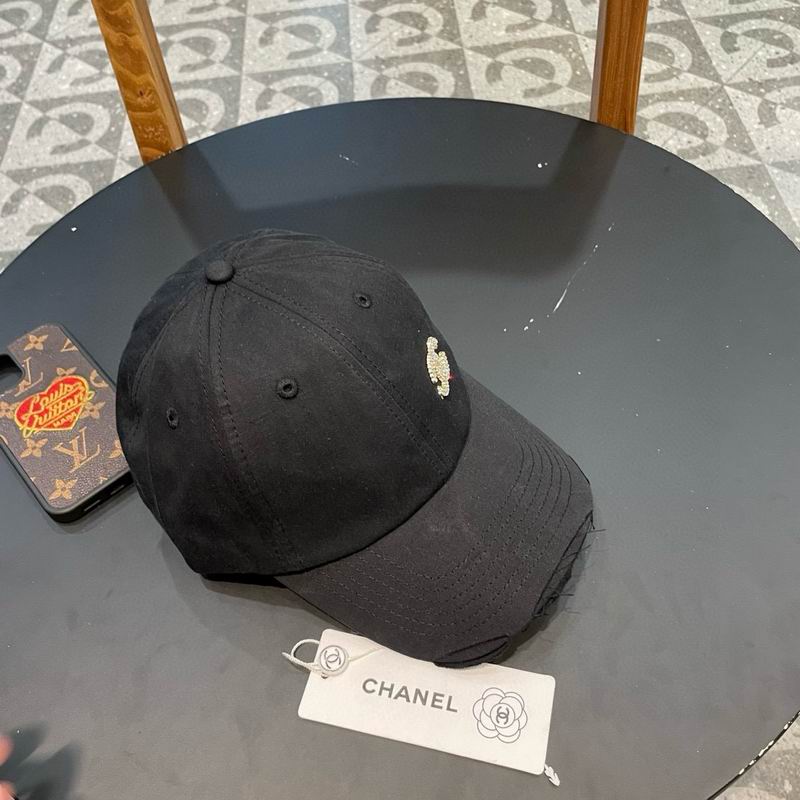 Chanel cap (348)