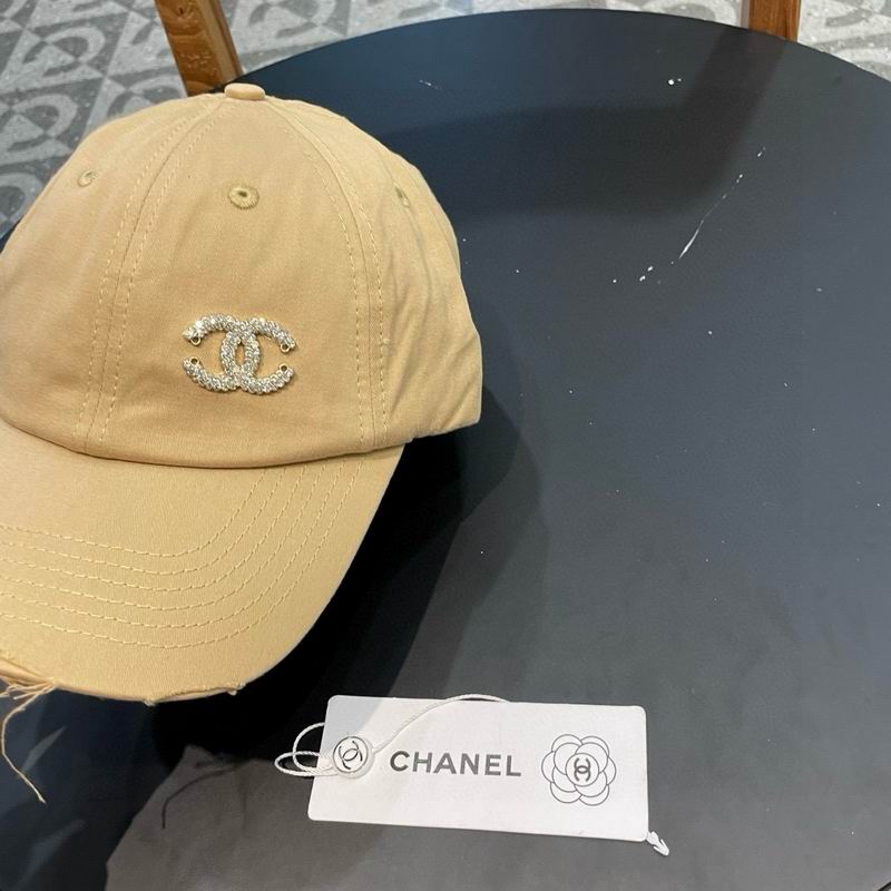 Chanel cap (356)