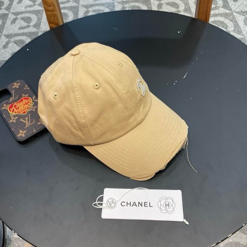 Chanel cap (357)