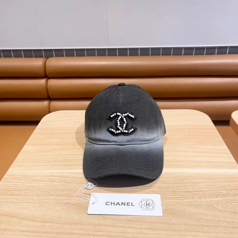 Chanel cap (404)