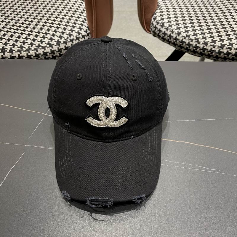 Chanel cap (479)