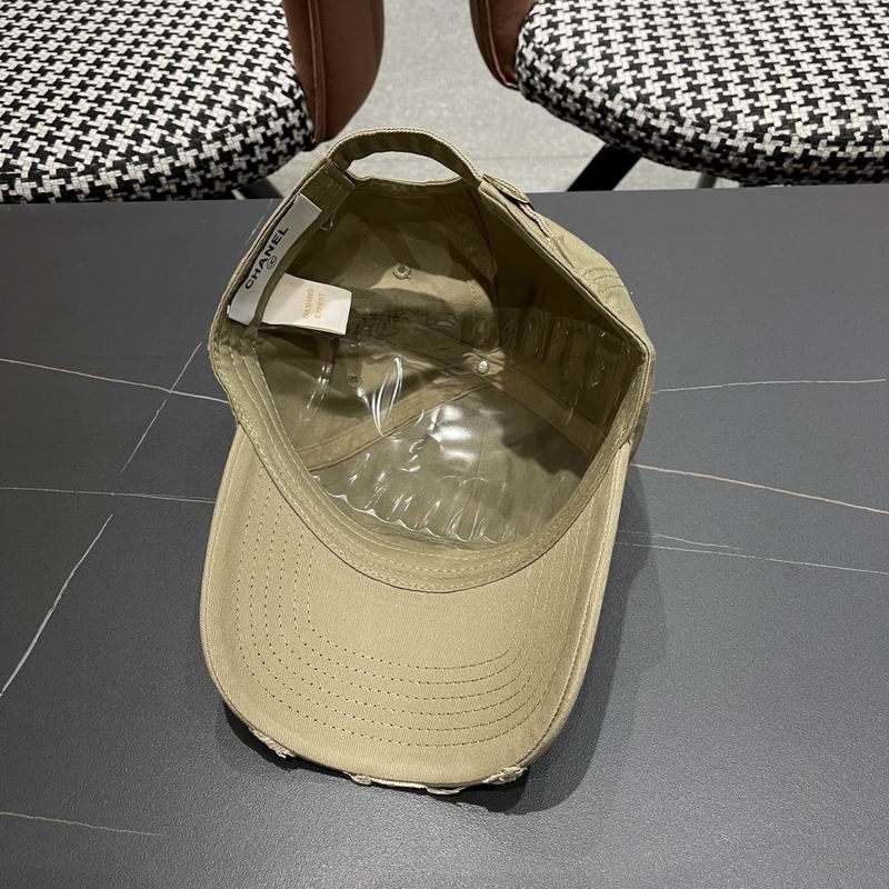 Chanel cap (482)