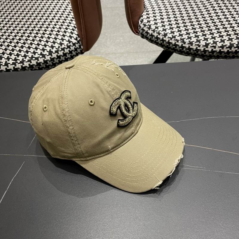 Chanel cap (488)