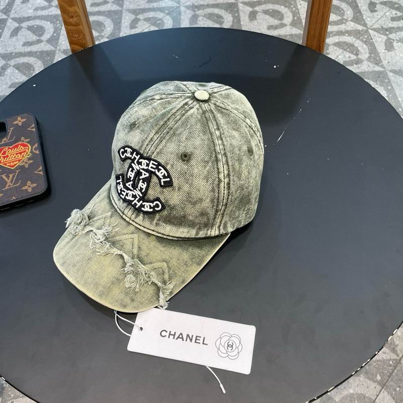 Chanel cap (574)
