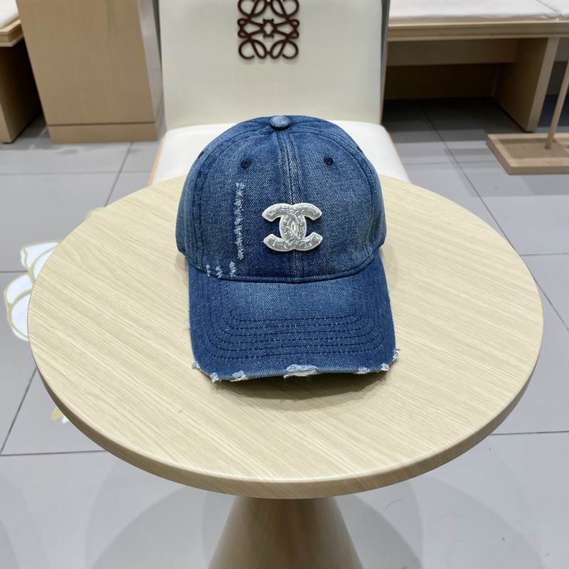 Chanel cap (611)