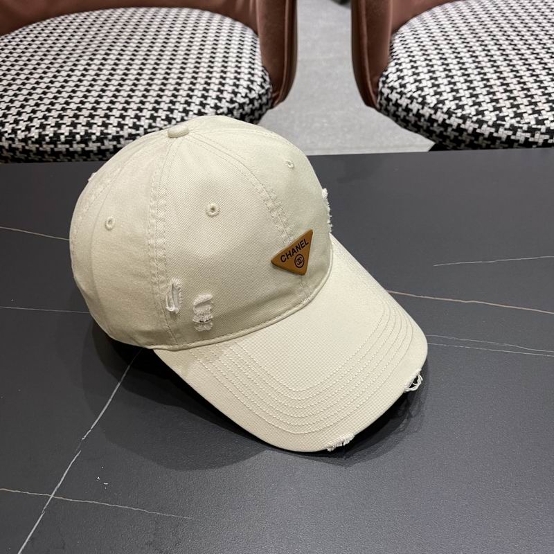 Chanel cap (702)