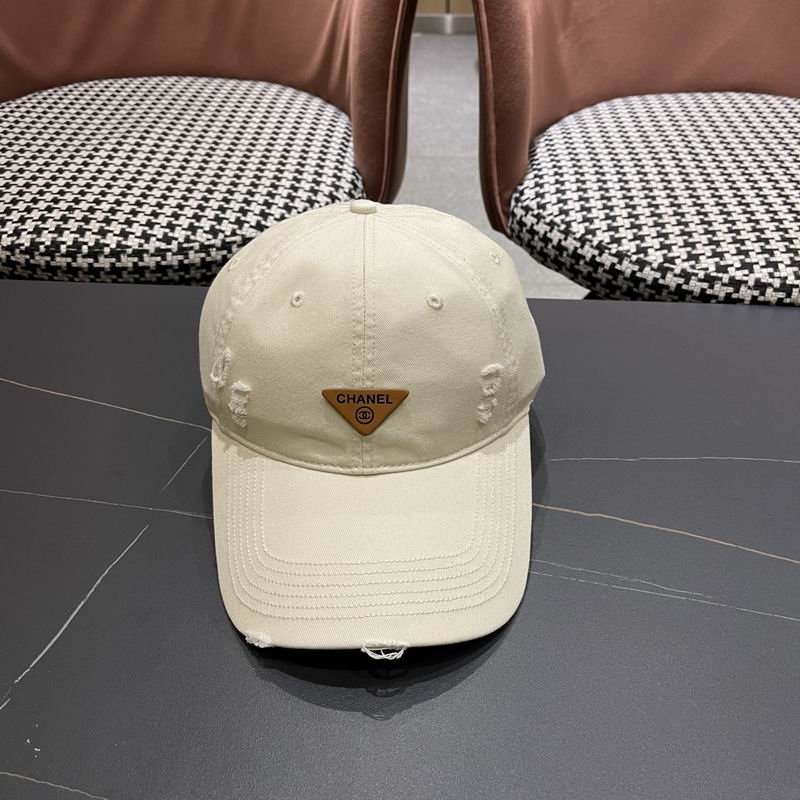 Chanel cap (704)