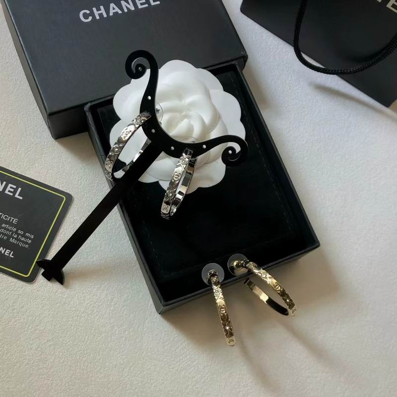 Chanel earring 05yxh09 (5)