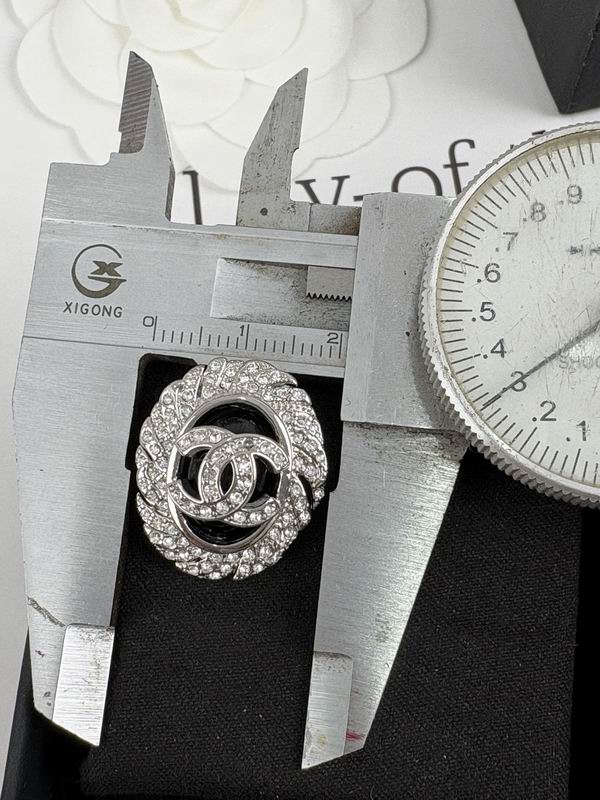 Chanel earring 05yxh105 (3)