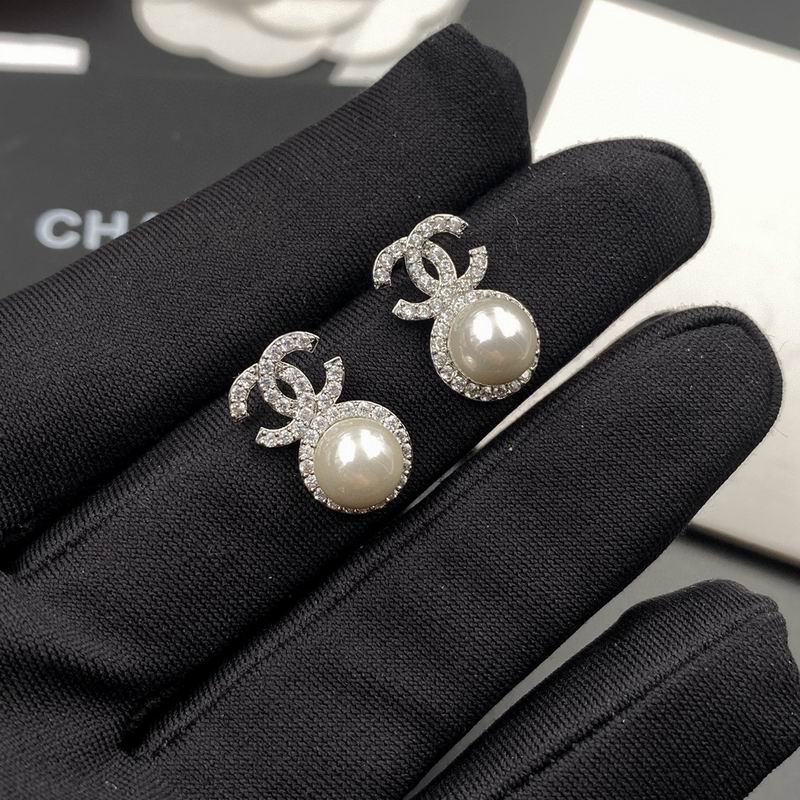 Chanel earring 05yxh19 (3)