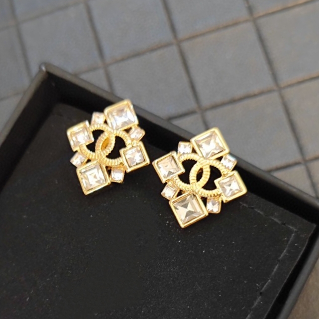 Chanel earring 05yxh22 (5)
