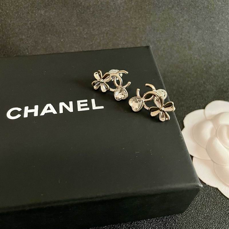 Chanel earring 05yxh33 (7)