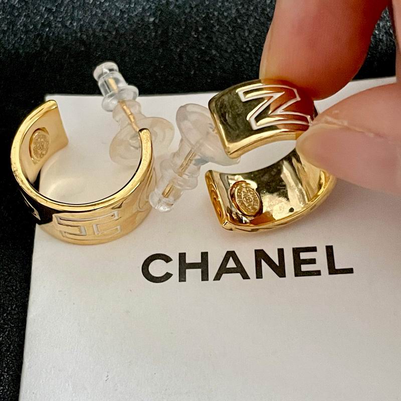 Chanel earring 05yxh39 (3)