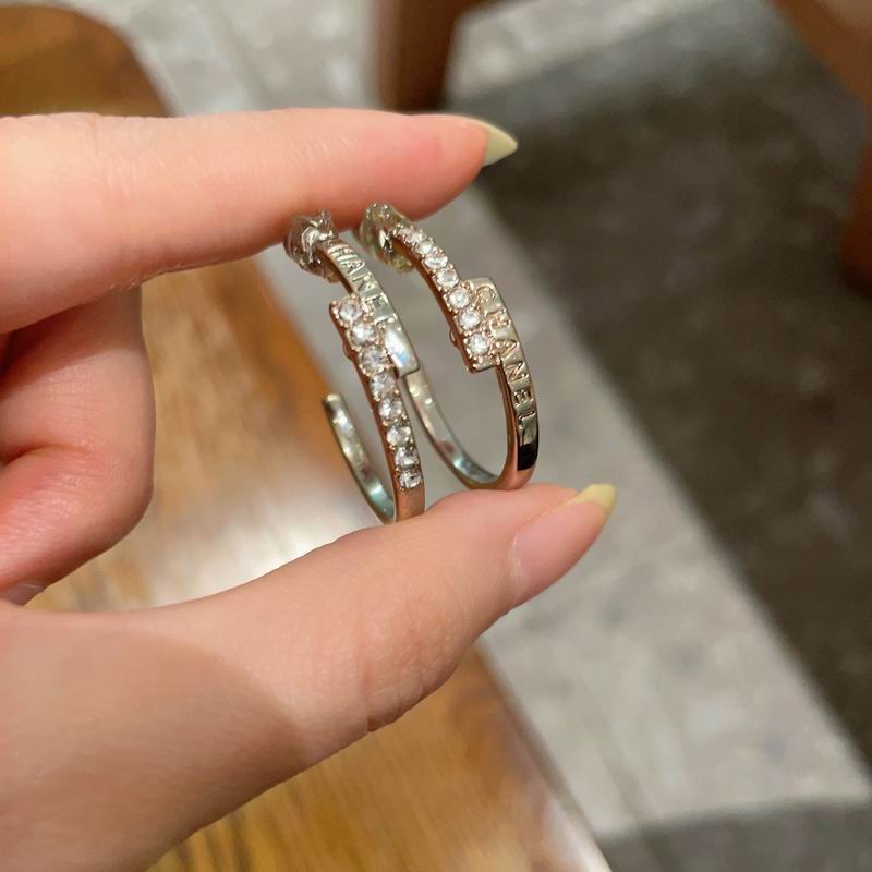 Chanel earring 05yxh40 (6)