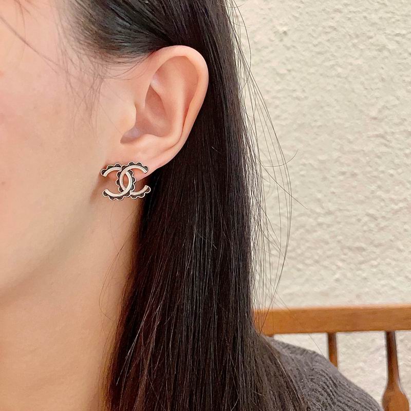 Chanel earring 05yxh45 (5)
