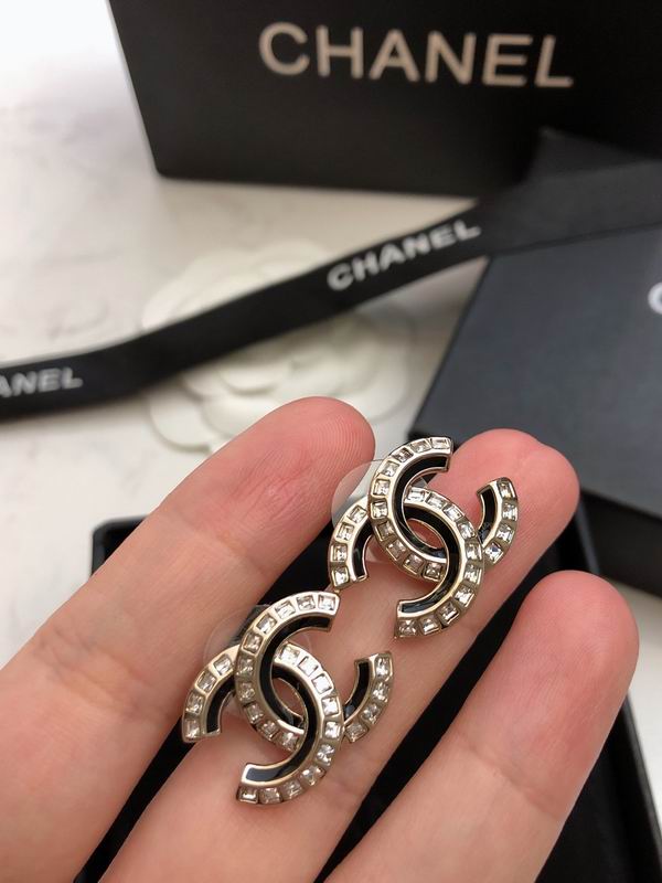 Chanel earring 05yxh46 (3)