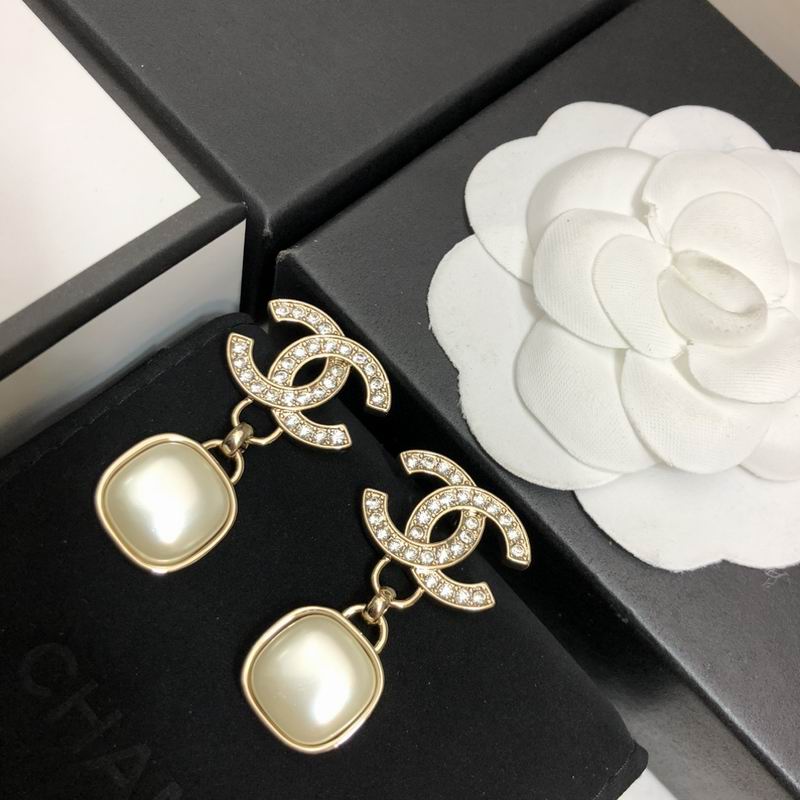 Chanel earring 05yxh47 (7)