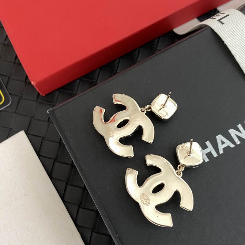 Chanel earring 05yxh55 (4)