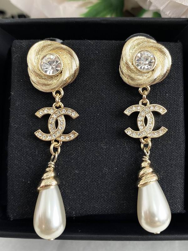 Chanel earring 05yxh60 (3)