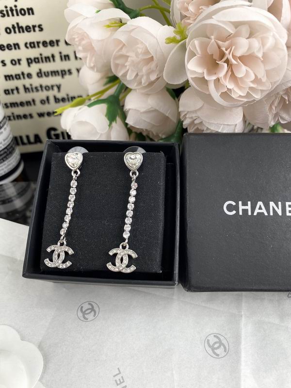 Chanel earring 05yxh61 (2)