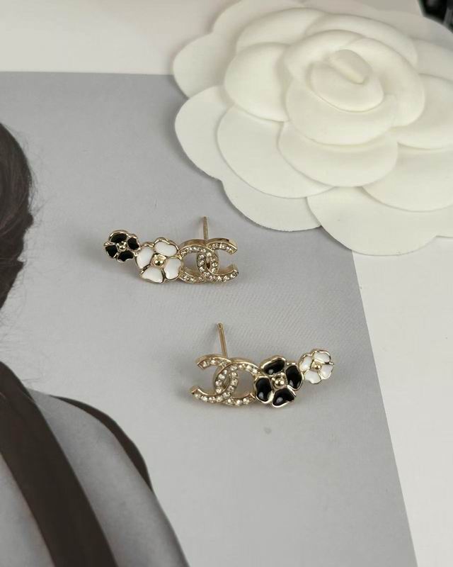 Chanel earring 05yxh62 (7)