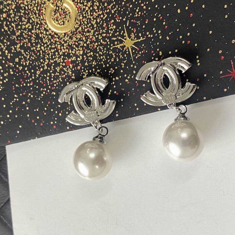 Chanel earring 05yxh73 (4)