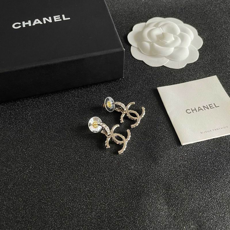 Chanel earring 05yxh76 (2)