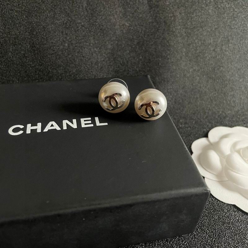 Chanel earring 05yxh82 (7)