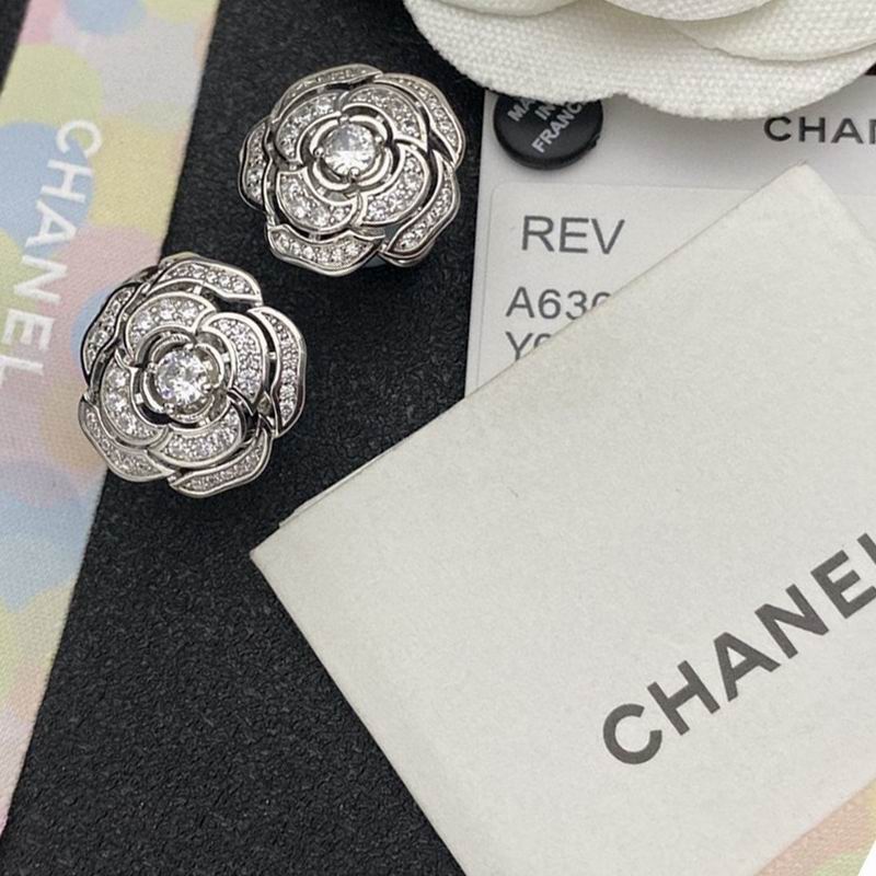 Chanel earring 05yxh94 (7)