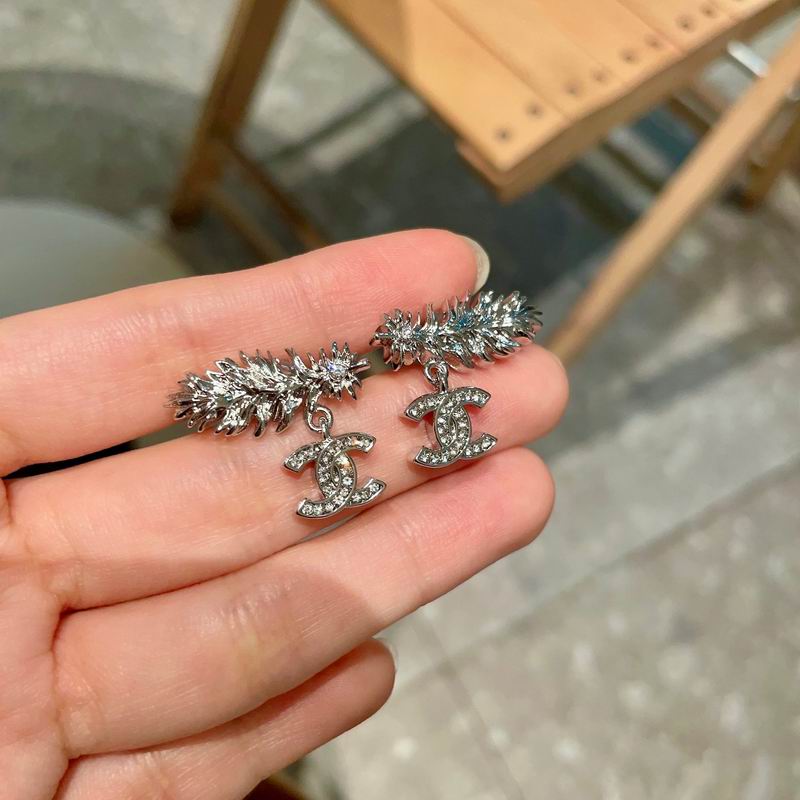 Chanel earring 05yxh97 (6)