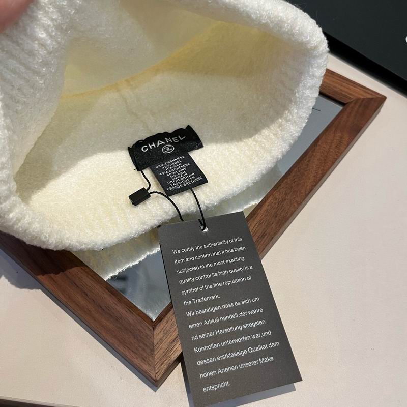 Chanel hat dx (1083)