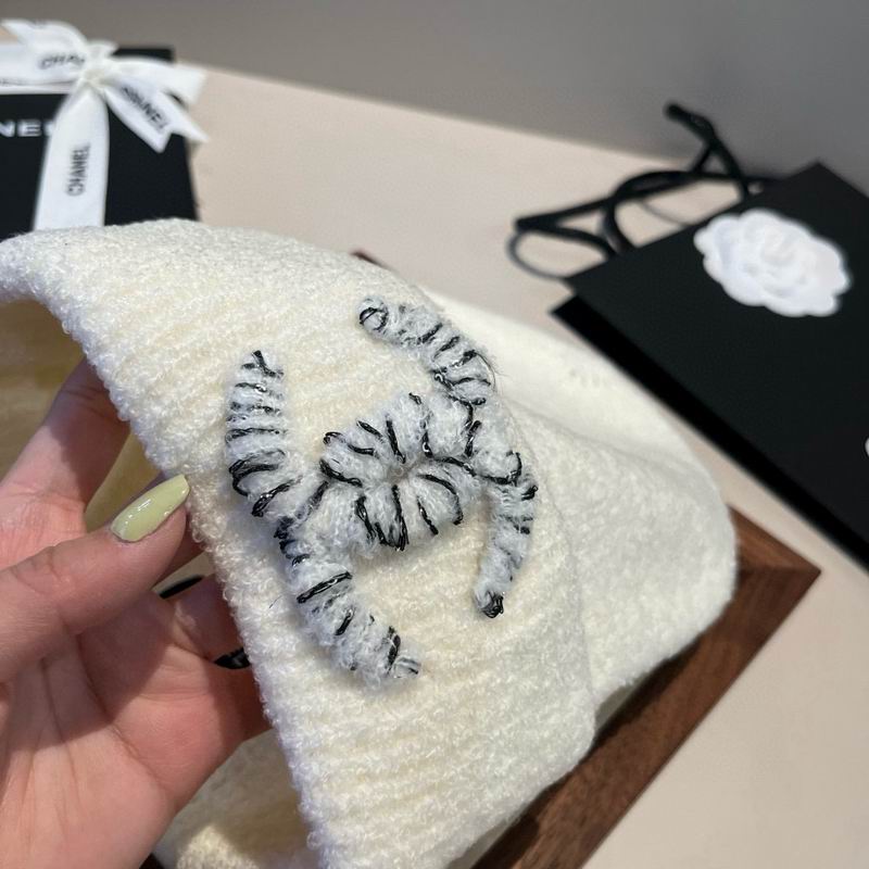 Chanel hat dx (1084)