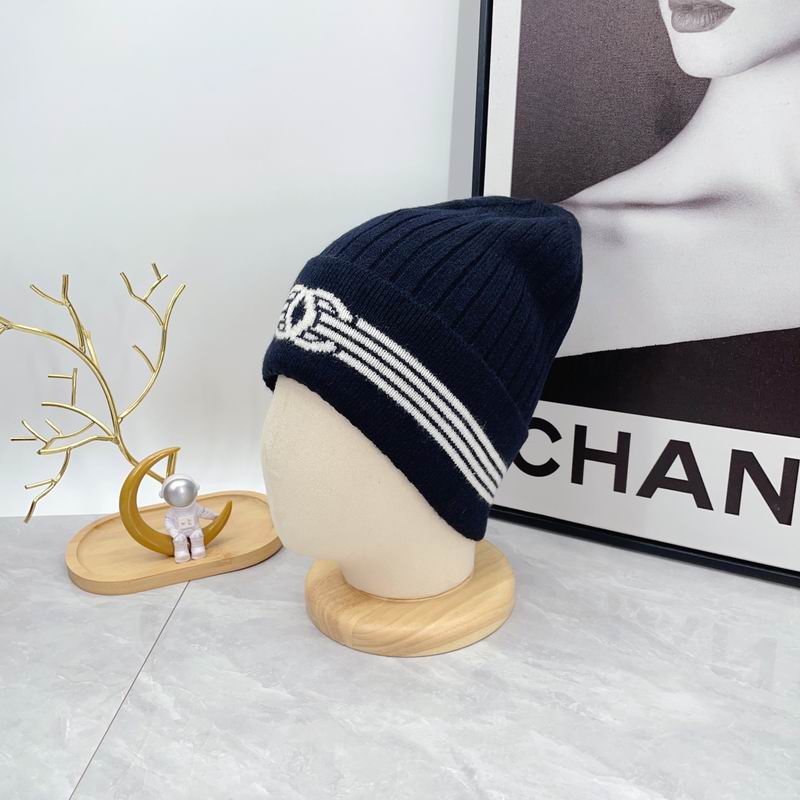 Chanel hat dx (1965)