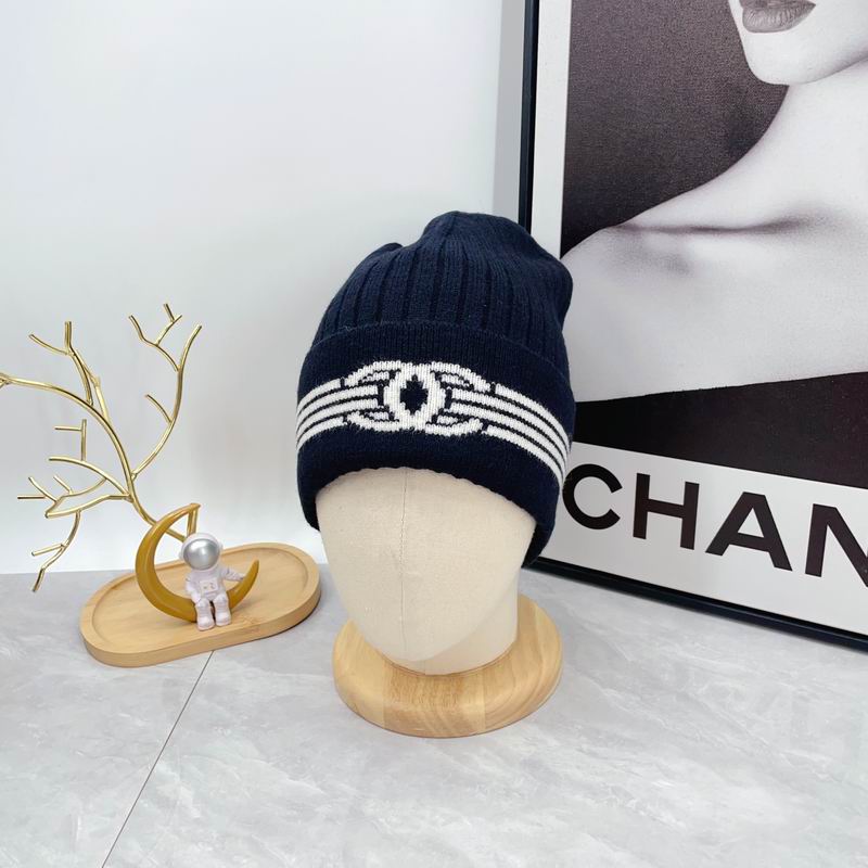 Chanel hat dx (1966)