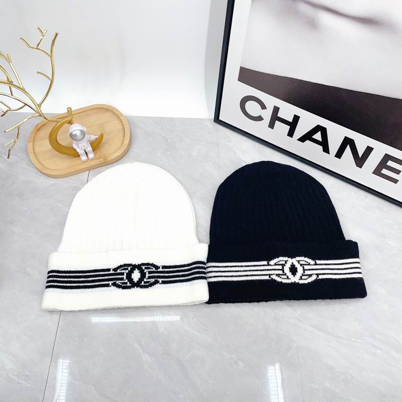 Chanel hat dx (1969)