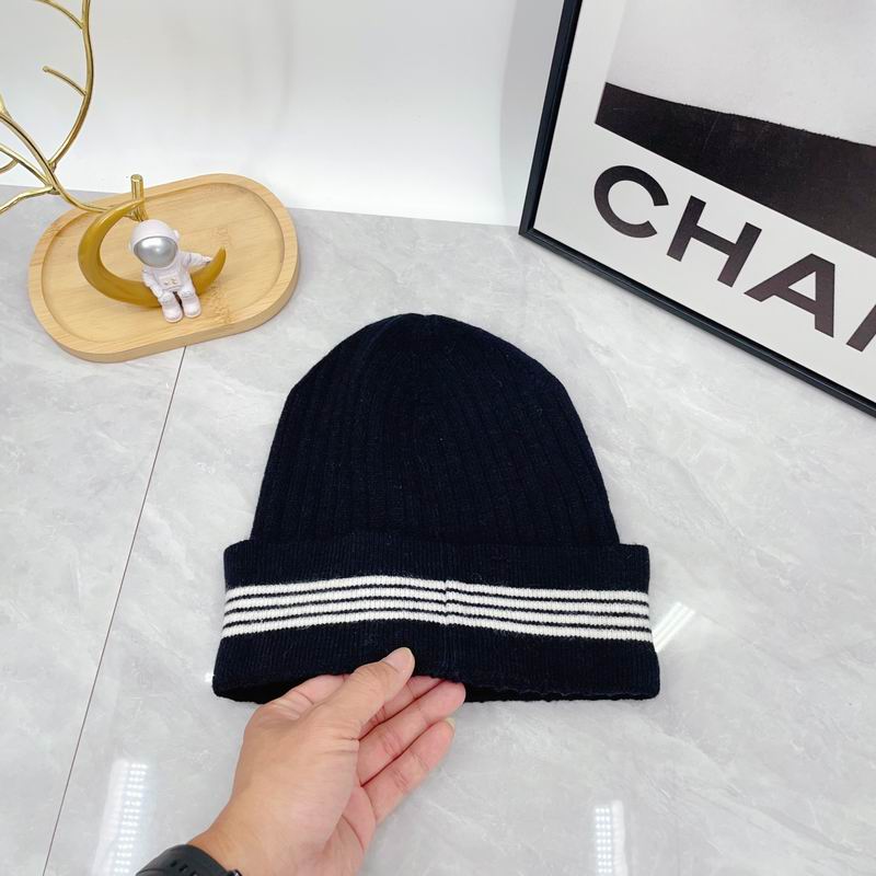 Chanel hat dx (1971)