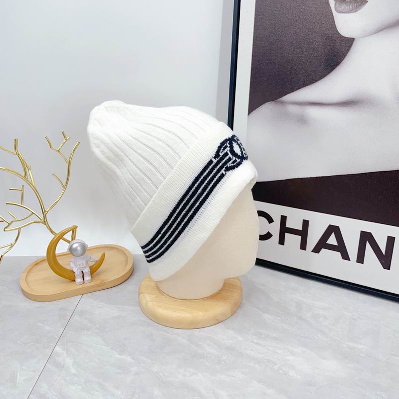 Chanel hat dx (1984)