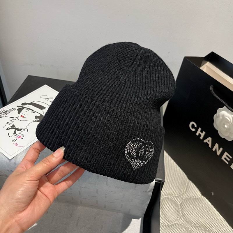 Chanel hat dx (2044)